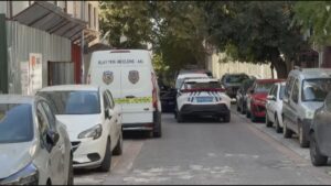 kadikoy-acibademde-4-katli-insaatta-calisan-isci-duserek-hayatini-kaybetti-KpPRO1JO